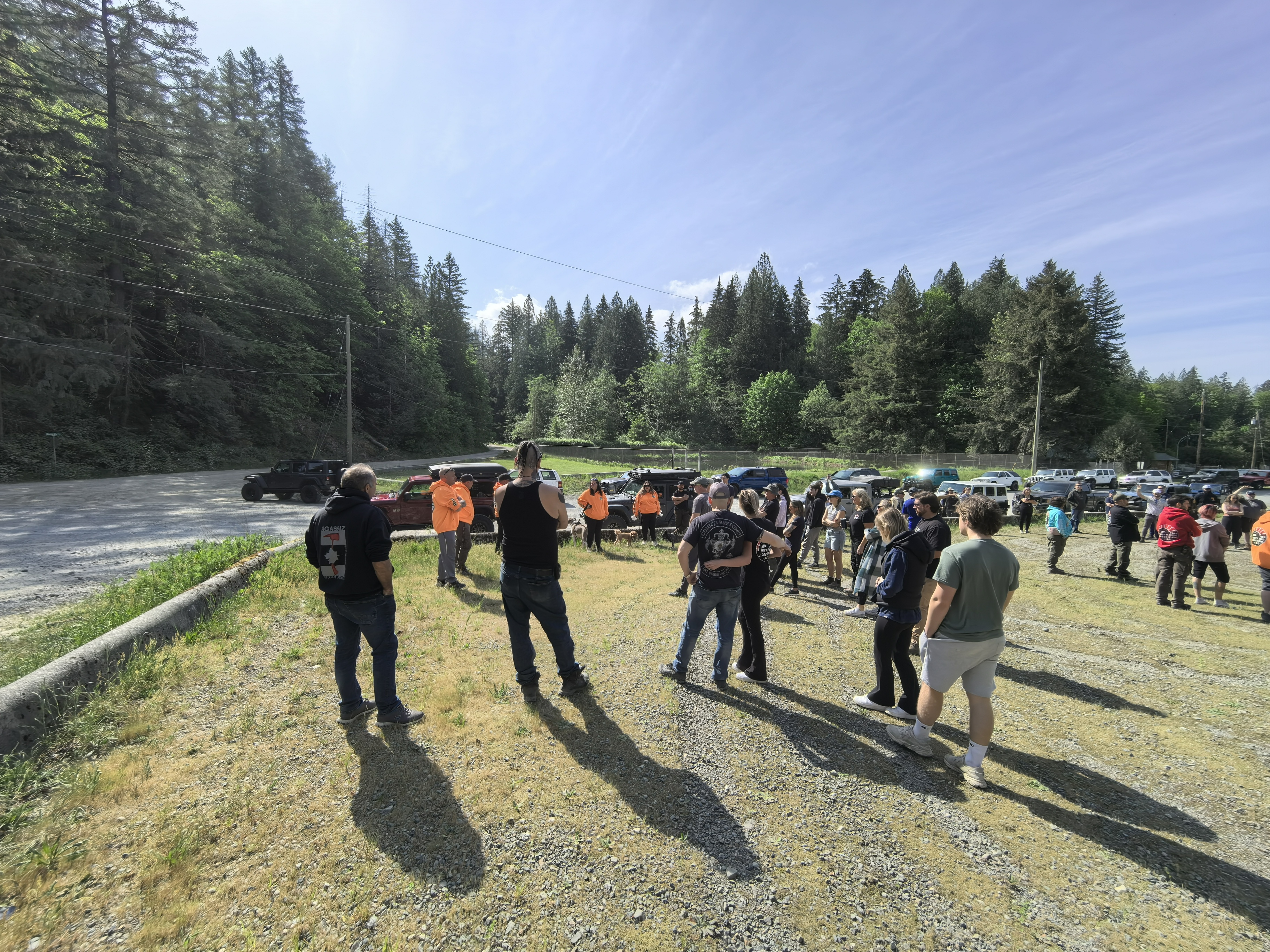 4WDABC Newbie Run participants gathering at Hale Creek